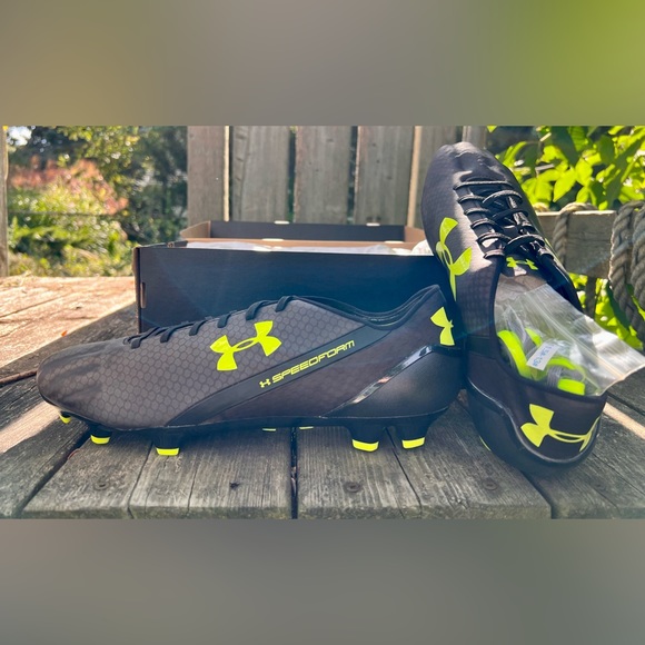 Under Armour New men’s Speedform synthetic soccer cleats. Original UA box - Picture 4 of 10